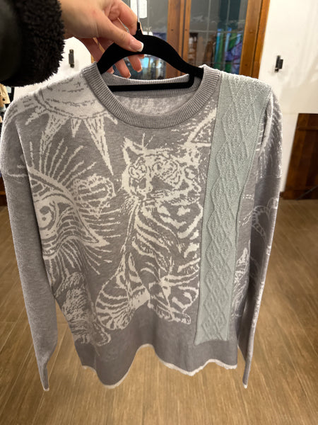 Suéteres diseño tigre