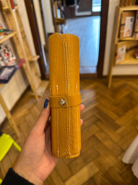 Estuches de cuero