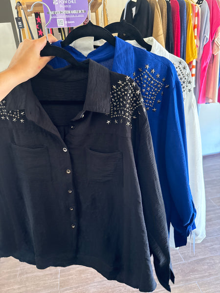 Blusas tachas y estrellas