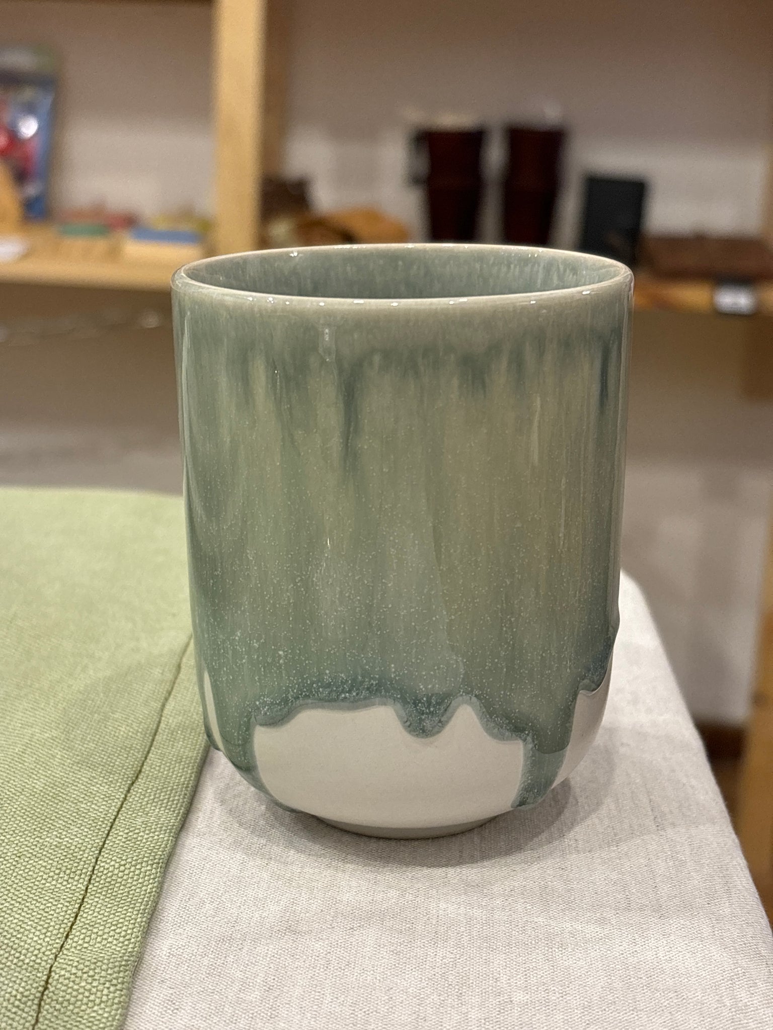 Taza pintura verde