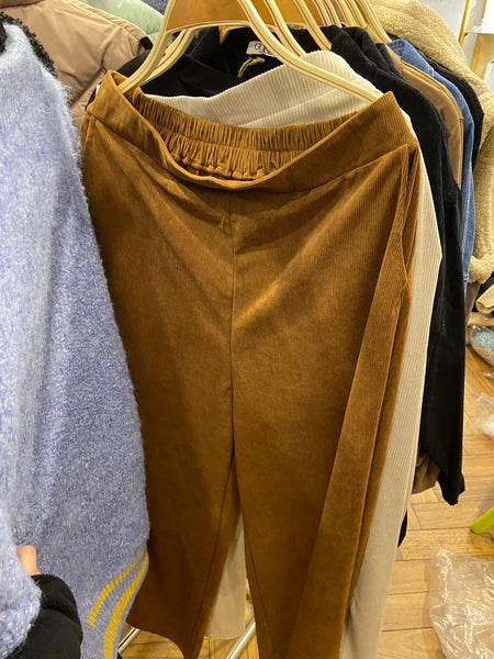 Pantalón elásticado