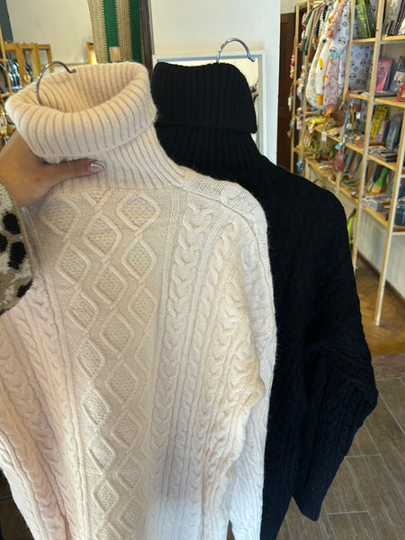 Sweaters largos con cuello